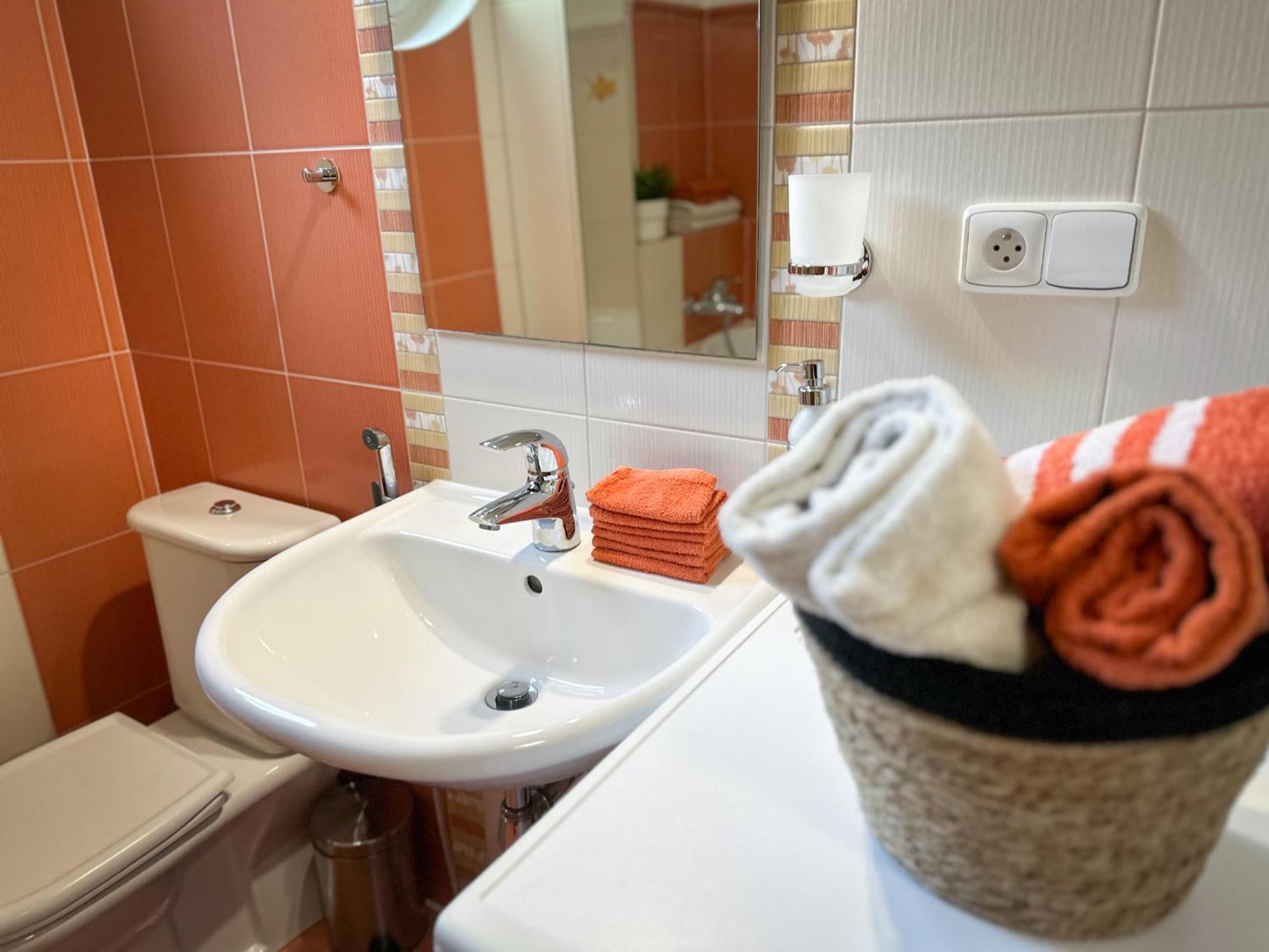 Apartment Komín Eksteriør bilde